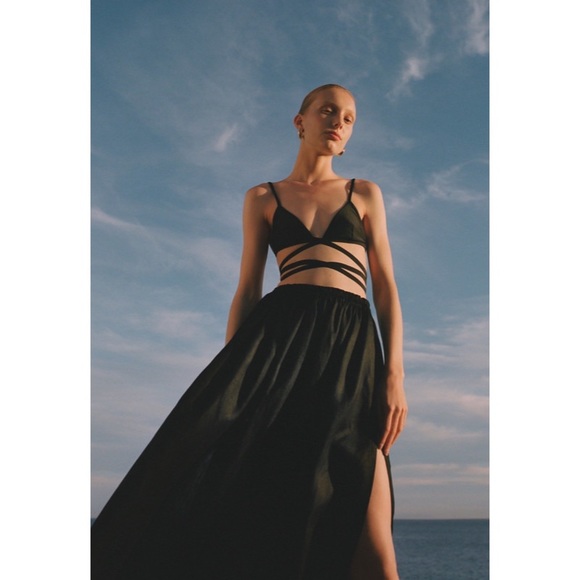 Matteau Black Wrap Triangle Bikini Top Sz. 1 - Picture 3 of 16